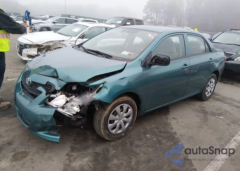 2010 Toyota Corolla Le z USA, uszkodzony, nr VIN 2T1BU4EE9AC248313